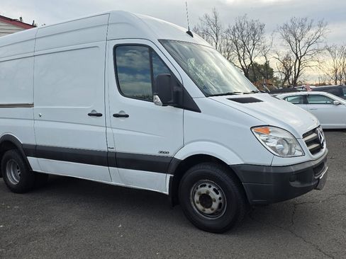 Used 2012 Mercedes-Benz Sprinter 3500 w/ Cargo Pkg image 9