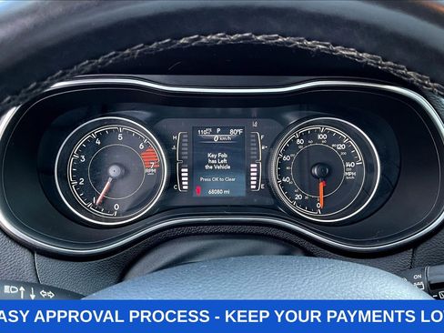 Used 2021 Jeep Cherokee Latitude Plus AWD/4WD image 17