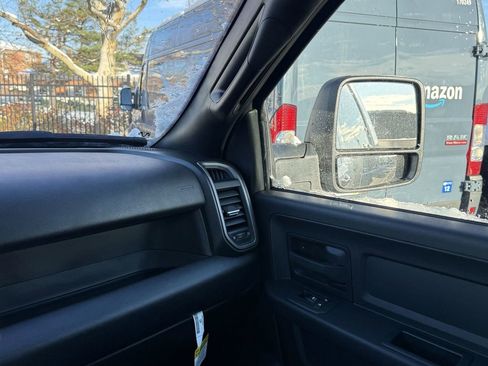 New 2025 RAM 4500 Tradesman image 24