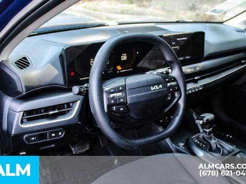 Used 2025 Kia K4 FWD image 31