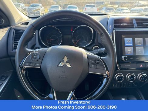Used 2024 Mitsubishi Outlander Sport SE image 10