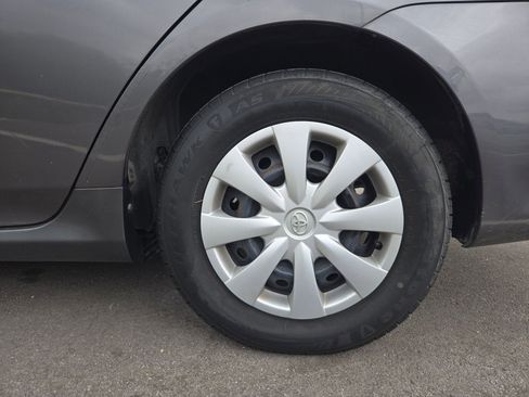 Used 2013 Toyota Corolla L image 15