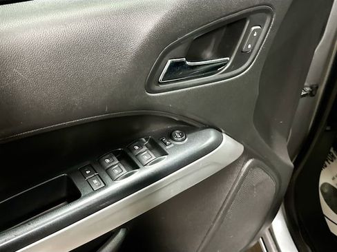 Used 2021 Chevrolet Colorado LT w/ LT Convenience Package image 19