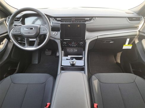 New 2025 Jeep Grand Cherokee L Laredo w/ Luxury Tech Group I image 9