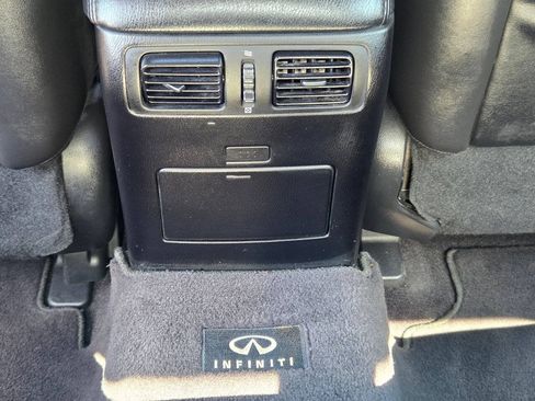 Used 2012 INFINITI M35 w/ Premium Pkg RWD image 34