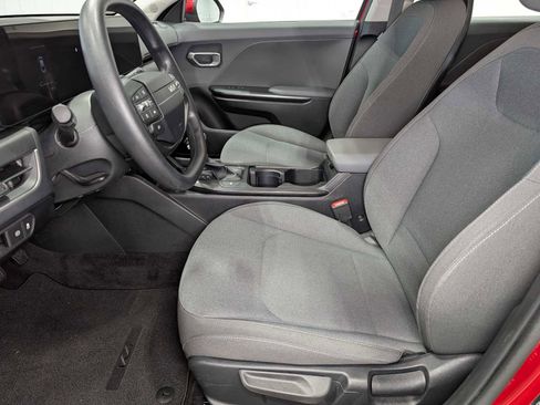 Certified 2025 Kia K4 FWD image 4
