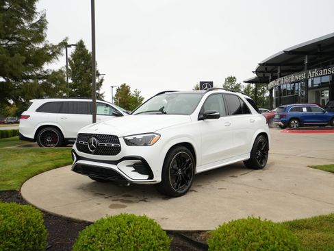 New 2026 Mercedes-Benz GLE 580 4MATIC image 3