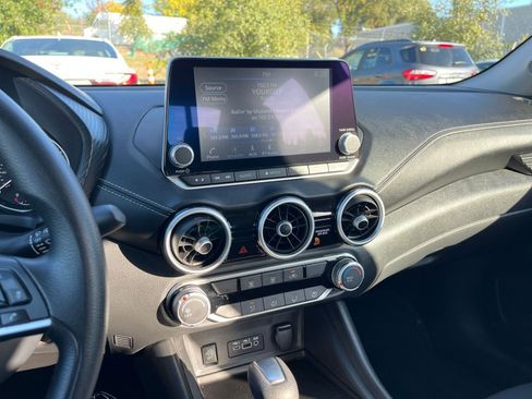 Used 2024 Nissan Sentra SV image 18