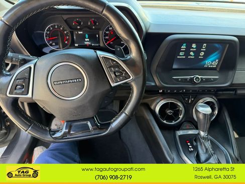 Used 2016 Chevrolet Camaro LT RWD image 10