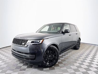 New 2025 Land Rover Range Rover SE
