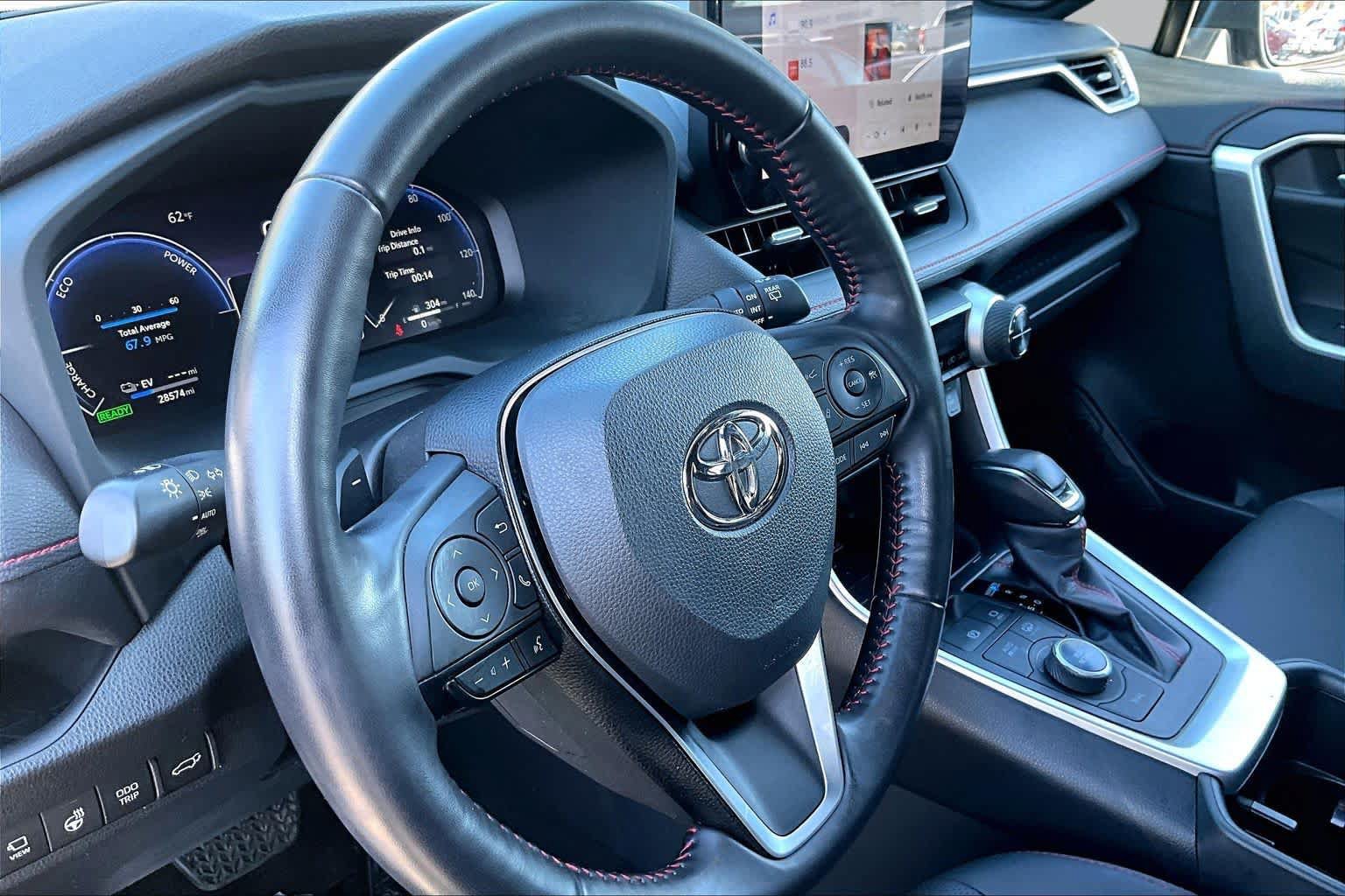 Used 2024 Toyota RAV4 XSE w/ Premium Package AWD/4WD image 17