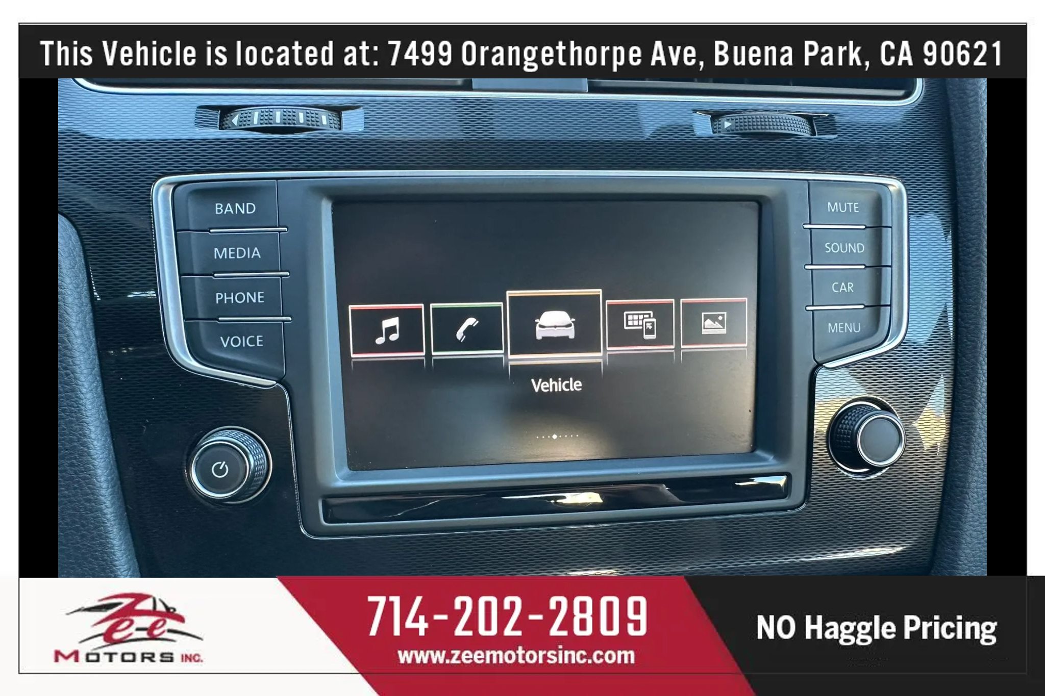 Used 2016 Volkswagen Golf 4-Door FWD image 36