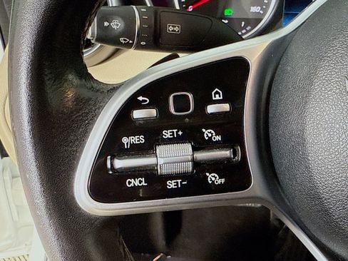 Used 2019 Mercedes-Benz C 300 Sedan image 14
