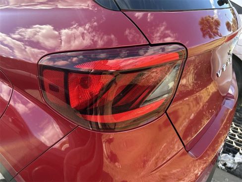 Certified 2023 Hyundai Venue SEL image 15