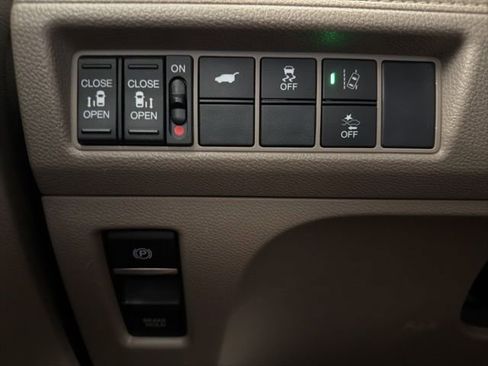 Used 2019 Honda Odyssey EX-L image 30