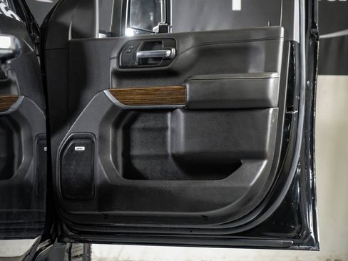 Used 2022 Chevrolet Silverado 3500 High Country w/ Z71 Off-Road Package image 37