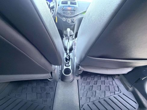 Used 2014 Chevrolet Spark LS FWD image 21