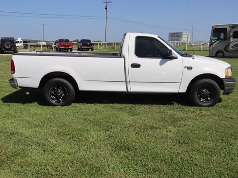Used 2004 Ford F150 XL image 11