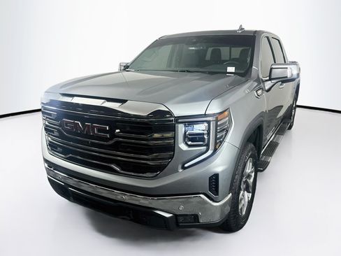 Used 2025 GMC Sierra 1500 SLT w/ SLT Premium Plus Package AWD/4WD image 3