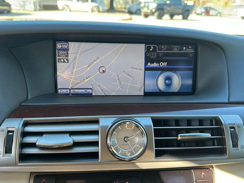 Used 2013 Lexus LS 460 image 41