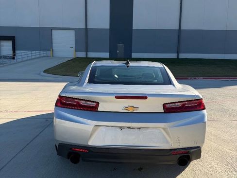 Used 2016 Chevrolet Camaro LT image 7