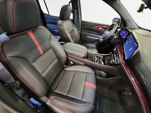 Certified 2024 Chevrolet Traverse RS w/ LPO, Floor Liner Package image 26