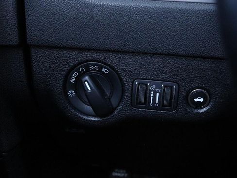 Used 2023 Dodge Charger SXT image 18