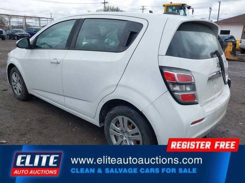 Used 2017 Chevrolet Sonic LT FWD image 5