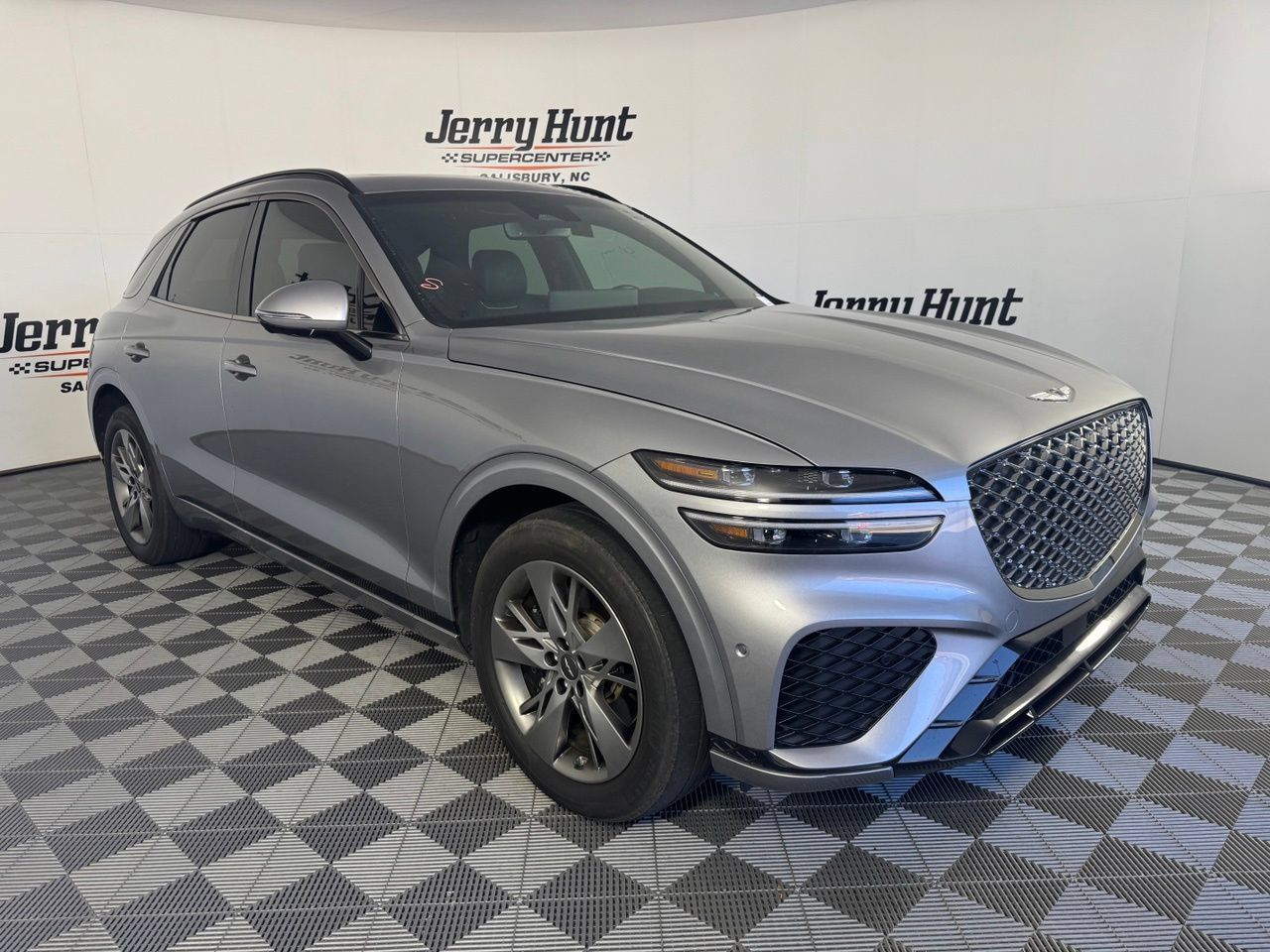 Used 2023 Genesis GV70 3.5T Sport w/ Sport Advanced Package AWD/4WD image 6