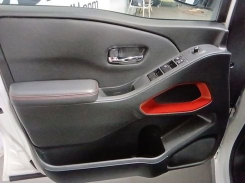 Certified 2023 Nissan Frontier PRO-4X w/ Pro Convenience Package AWD/4WD image 8