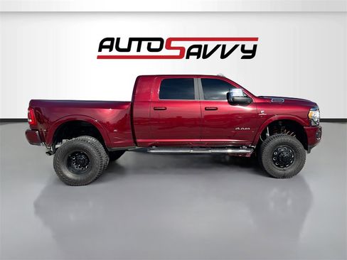 Used 2023 RAM 3500 Limited image 8