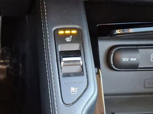 Used 2021 Kia Telluride SX w/ SX Prestige Package image 28