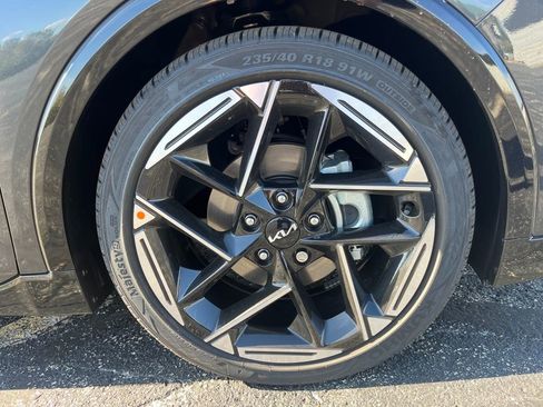 New 2025 Kia K4 GT-Line image 11
