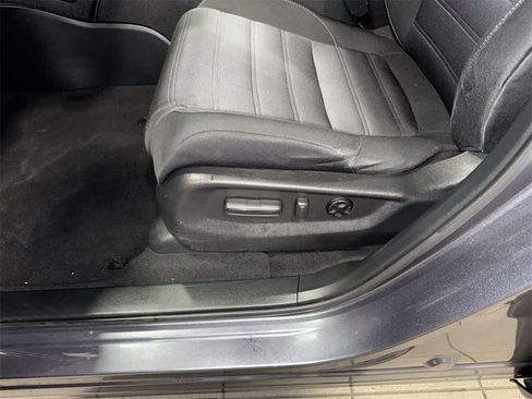 Used 2022 Honda CR-V EX image 23