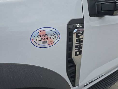 New 2026 Ford F550 2WD Regular Cab Super Duty image 3