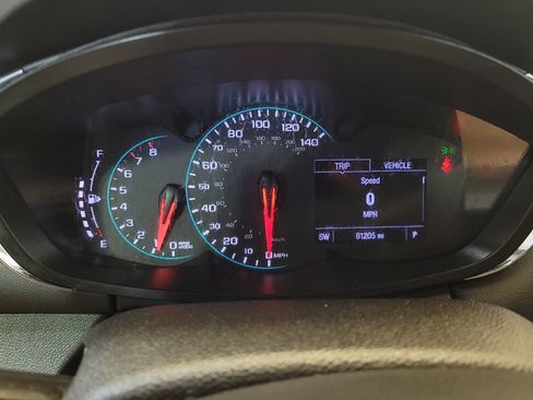 Used 2020 Chevrolet Trax LT w/ Driver Confidence Package FWD image 23
