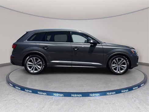 New 2025 Audi Q7 3.0T Prestige image 3