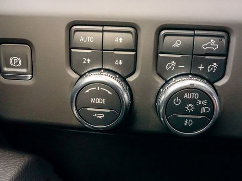 New 2025 GMC Sierra 2500 Denali w/ Technology Package image 28