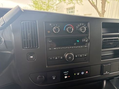 Certified 2025 Chevrolet Express 3500 LS RWD image 17