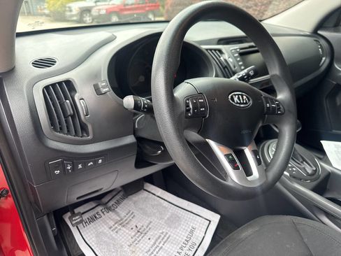 Used 2011 Kia Sportage LX w/ Convenience Pkg AWD/4WD image 18