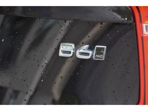 Used 2023 Volvo XC90 B6 Plus AWD/4WD image 30