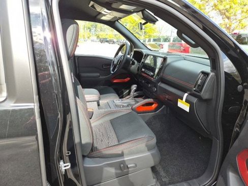 New 2026 Nissan Frontier PRO-4X w/ Pro-4x Convenience Package image 13