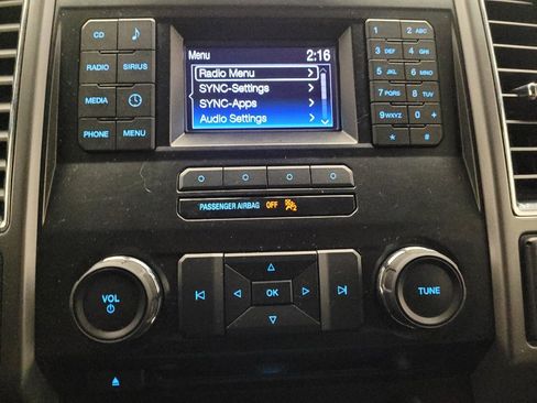 Used 2015 Ford F150 XLT w/ Equipment Group 301A Mid RWD image 25