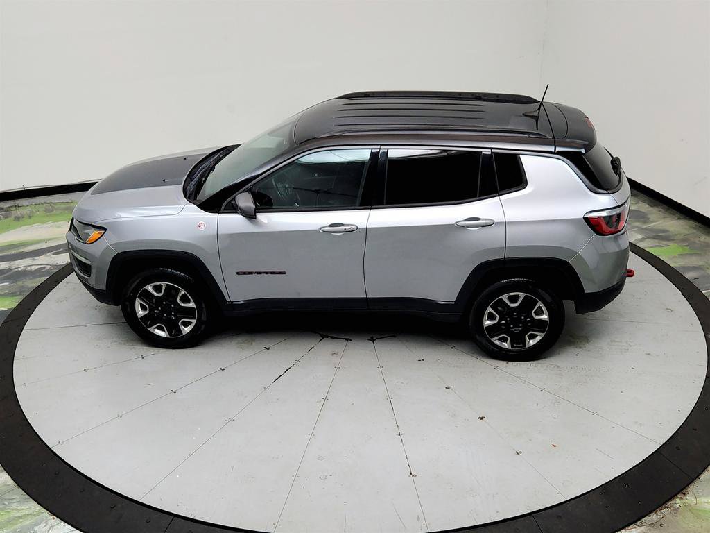 Used 2018 Jeep Compass Trailhawk AWD/4WD image 34