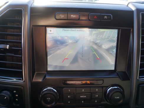 Used 2018 Ford F150 XLT w/ Equipment Group 301A Mid image 19