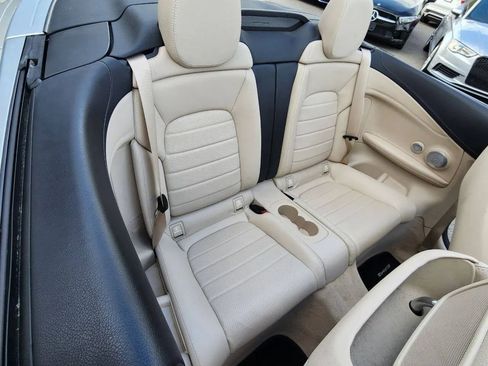 Used 2023 Mercedes-Benz C 300 4MATIC Cabriolet image 16