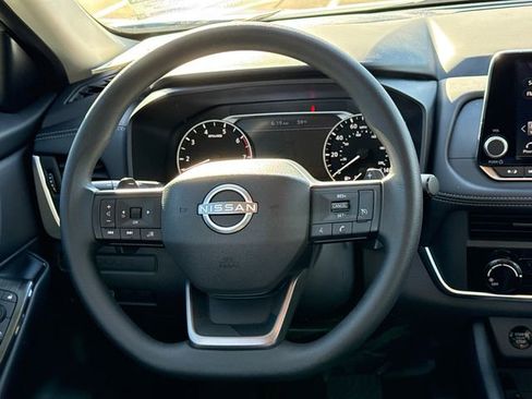 Certified 2025 Nissan Rogue S image 13