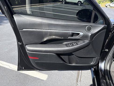 Used 2025 Hyundai Sonata SEL FWD image 10