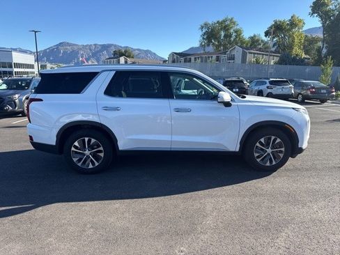 Used 2022 Hyundai Palisade SEL image 2