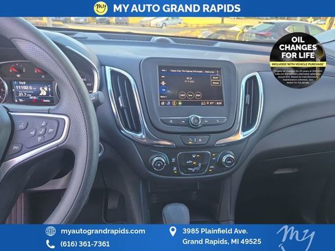 Used 2023 Chevrolet Equinox LT image 19